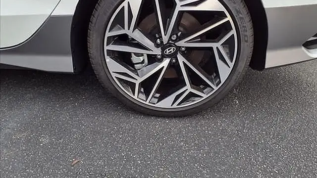 2024 Hyundai IONIQ 6 SEL