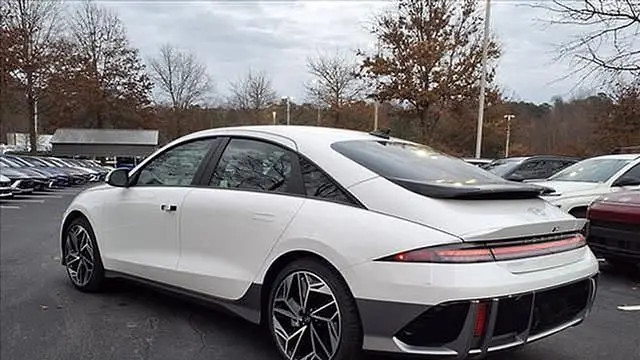 2024 Hyundai IONIQ 6 SEL