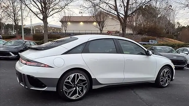 2024 Hyundai IONIQ 6 SEL