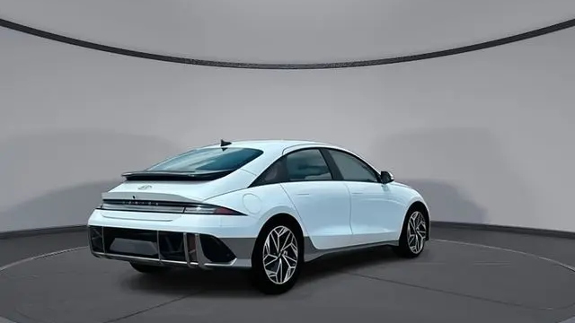2024 Hyundai IONIQ 6 SEL