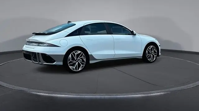 2024 Hyundai IONIQ 6 SEL