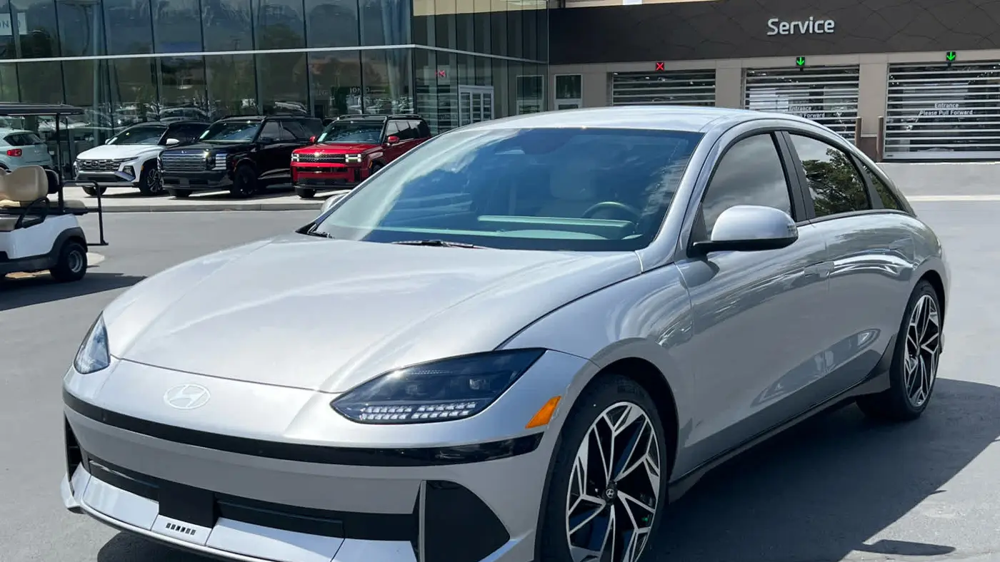 2024 Hyundai IONIQ 6 SEL