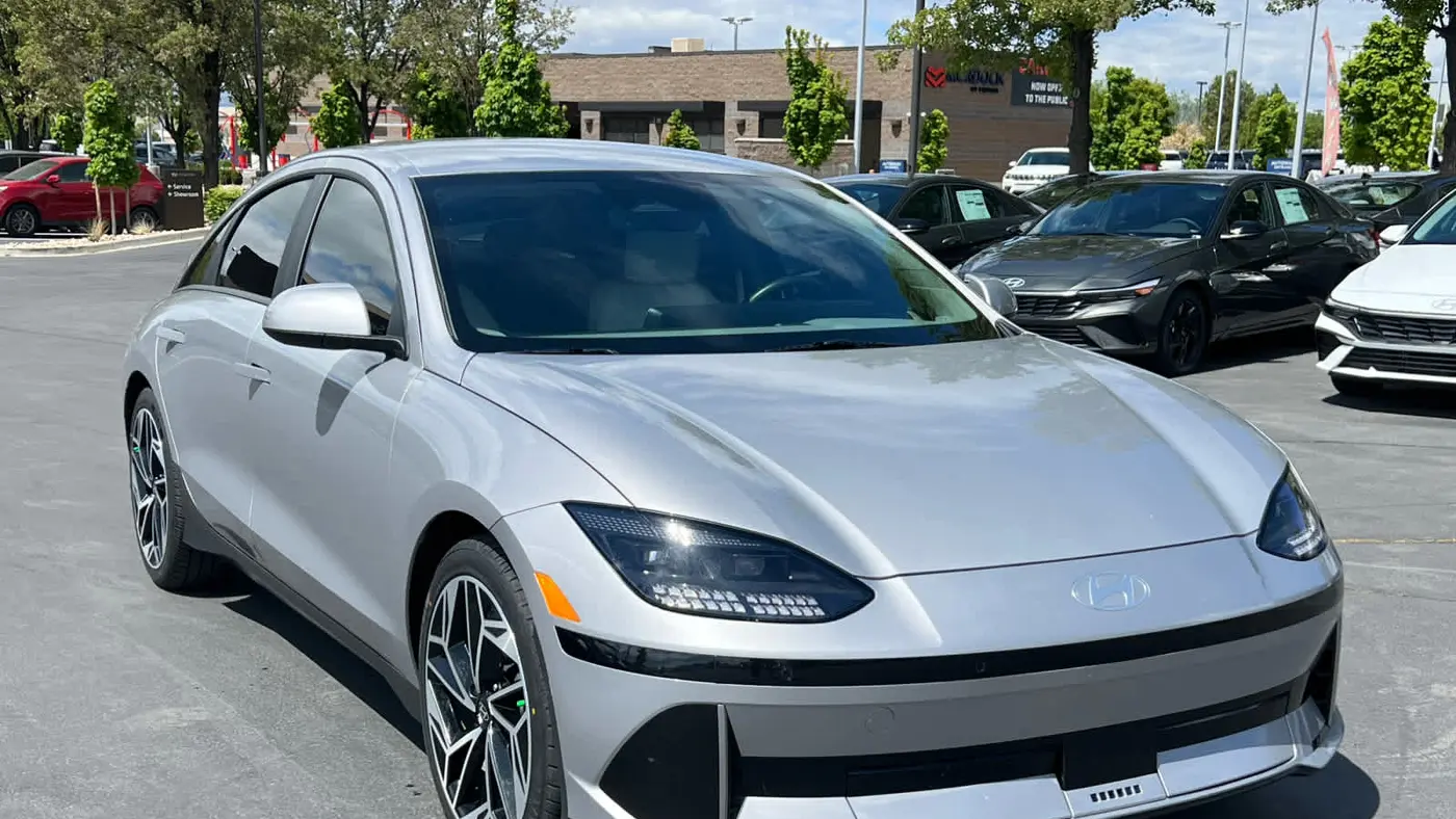 2024 Hyundai IONIQ 6 SEL