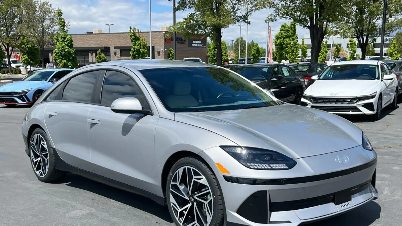 2024 Hyundai IONIQ 6 SEL