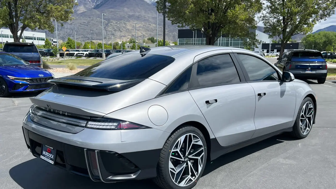 2024 Hyundai IONIQ 6 SEL