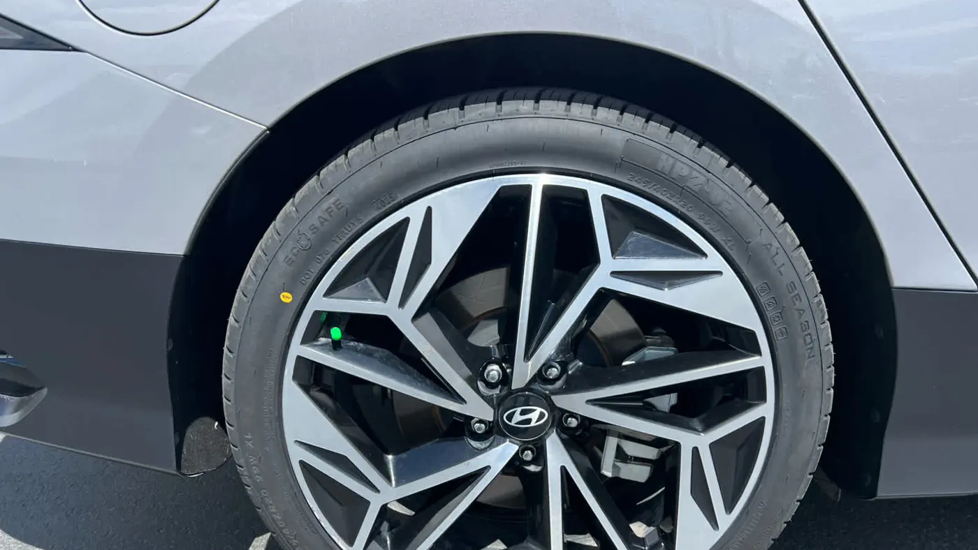 2024 Hyundai IONIQ 6 SEL