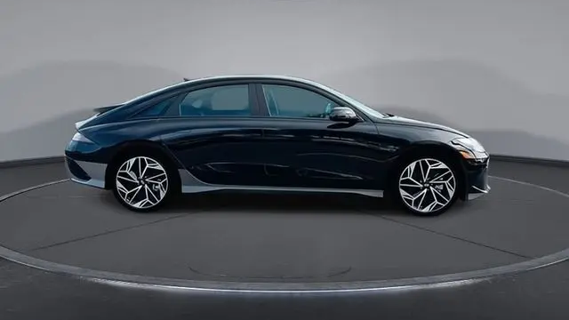 2024 Hyundai IONIQ 6 SEL
