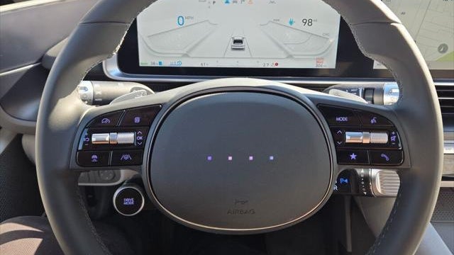 2025 Hyundai IONIQ 6 SEL