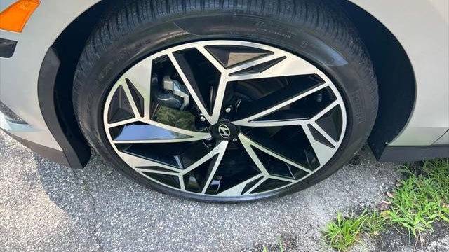 2024 Hyundai IONIQ 6 SEL