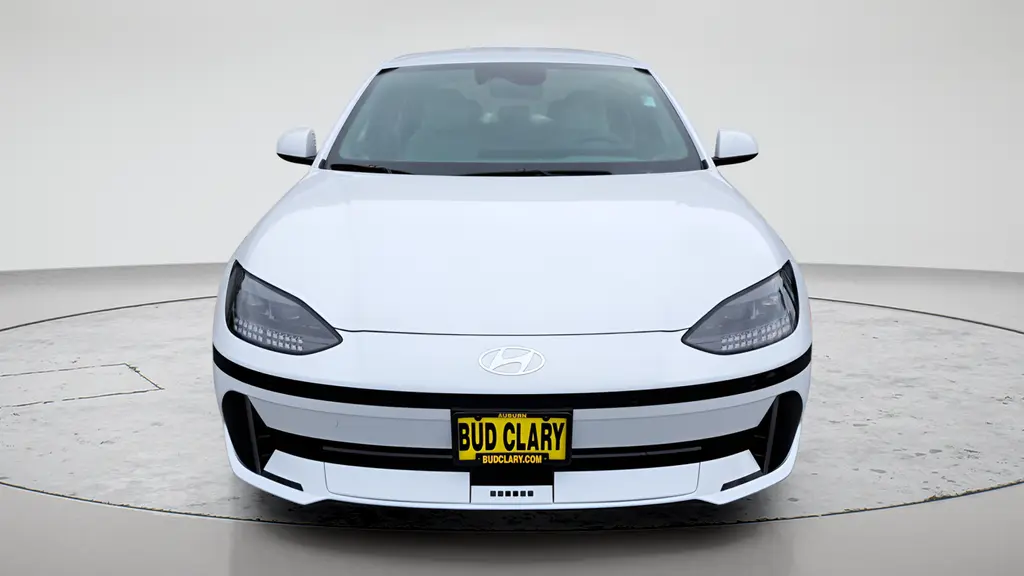 2025 Hyundai IONIQ 6 SEL