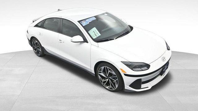 2025 Hyundai IONIQ 6 SEL