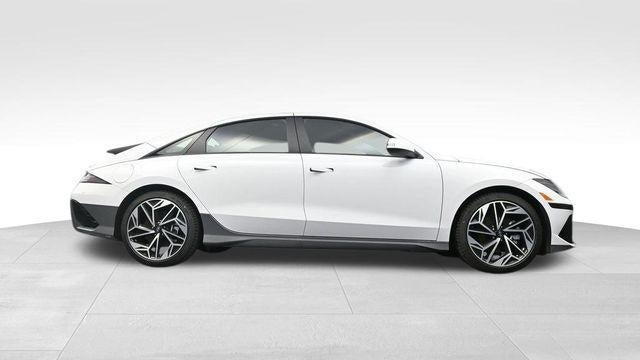 2025 Hyundai IONIQ 6 SEL