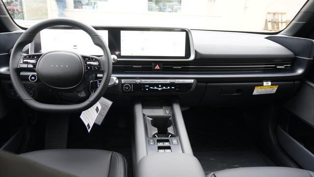2025 Hyundai IONIQ 6 SEL