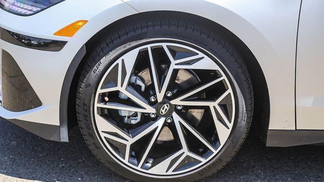 2023 Hyundai IONIQ 6 SEL