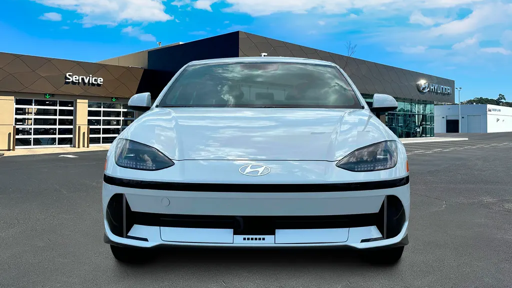 2024 Hyundai IONIQ 6 SEL