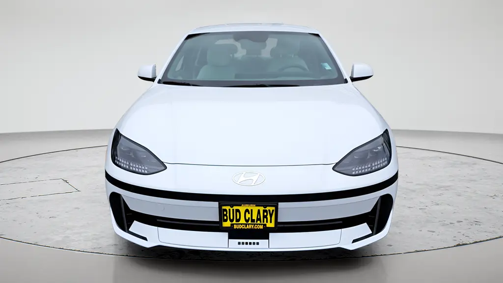 2025 Hyundai IONIQ 6 SEL