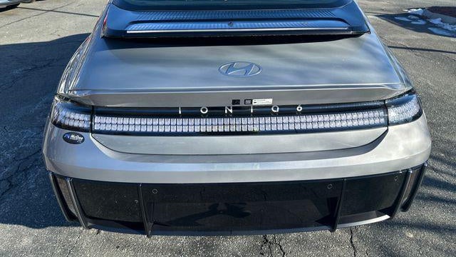 2025 Hyundai IONIQ 6 SEL