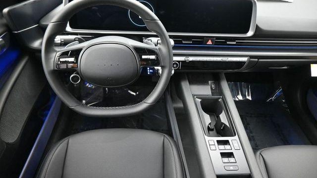 2025 Hyundai IONIQ 6 SEL