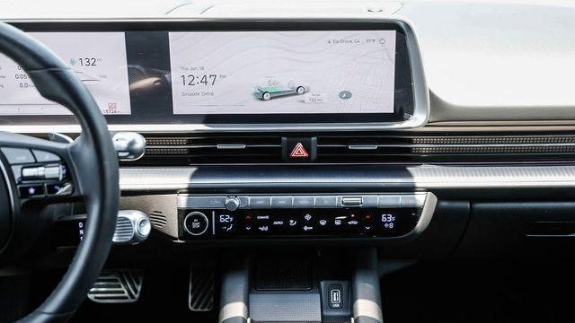 2023 Hyundai IONIQ 6 Limited