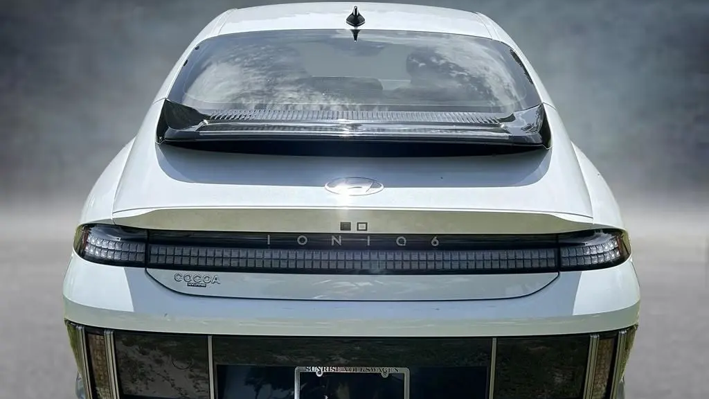 2023 Hyundai IONIQ 6 Limited