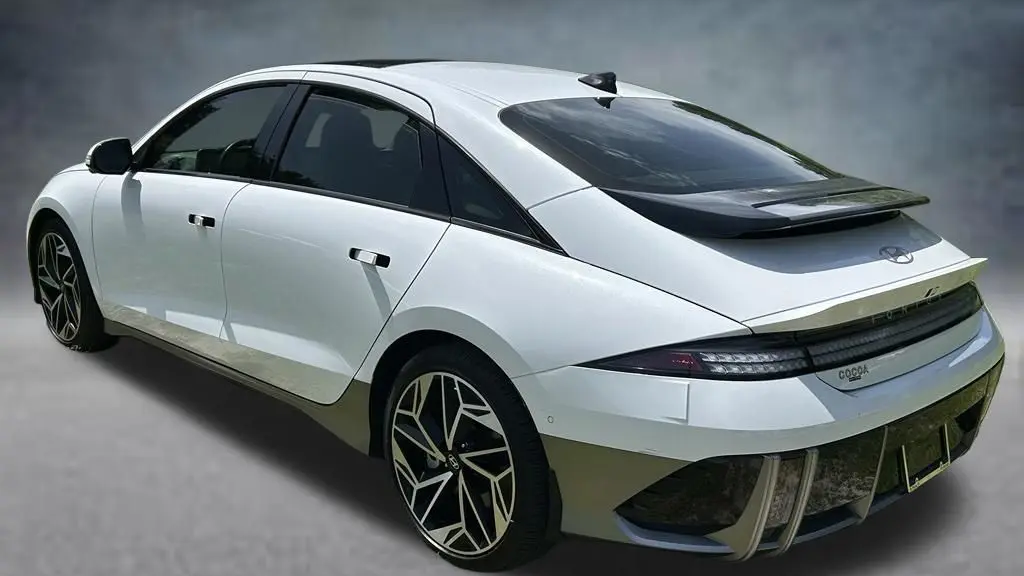 2023 Hyundai IONIQ 6 Limited