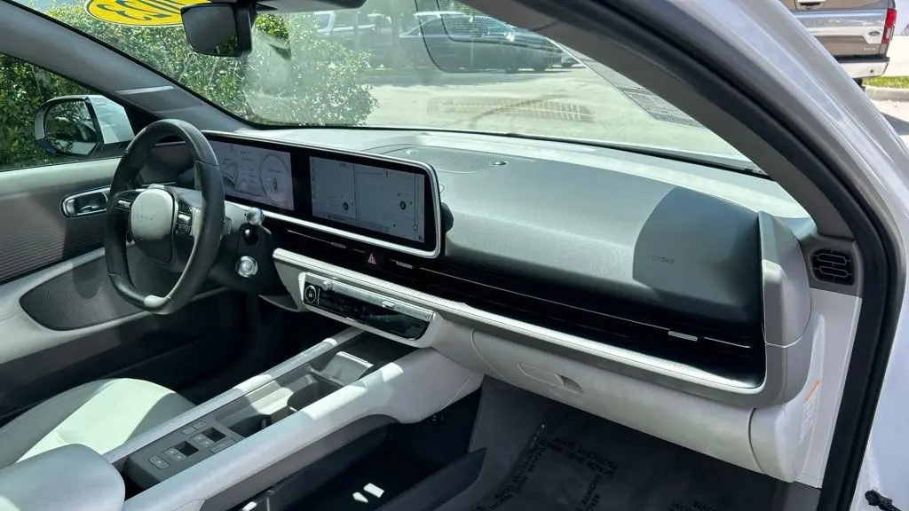 2023 Hyundai IONIQ 6 Limited