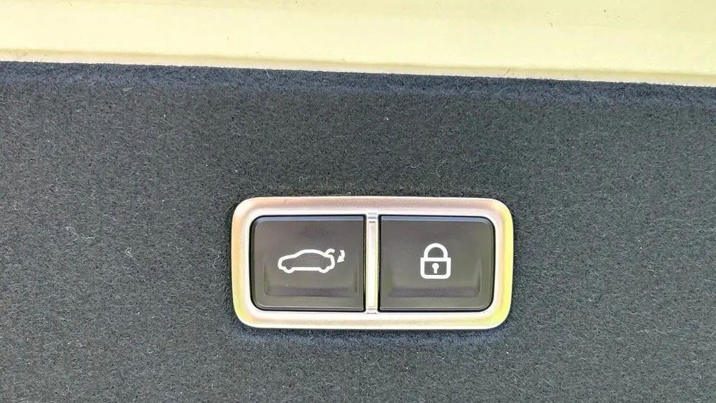 2023 Hyundai IONIQ 6 Limited