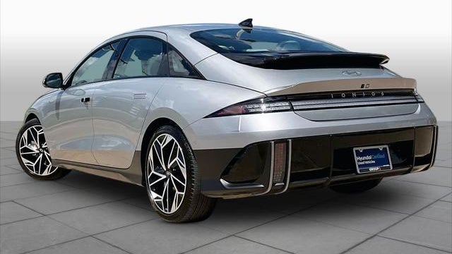 2025 Hyundai IONIQ 6 Limited