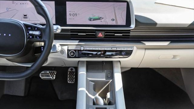 2024 Hyundai IONIQ 6 Limited