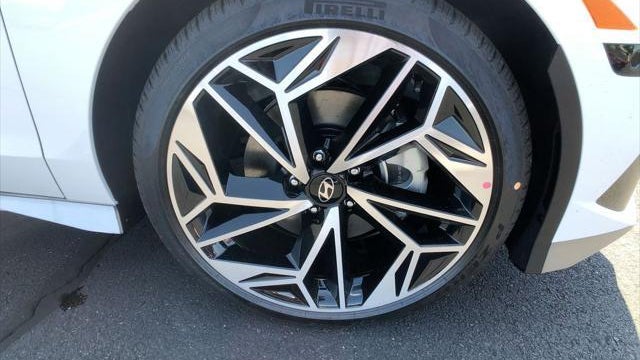 2023 Hyundai IONIQ 6 Limited