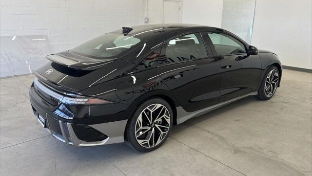 2024 Hyundai IONIQ 6 Limited