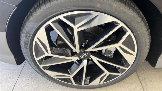 2024 Hyundai IONIQ 6 Limited