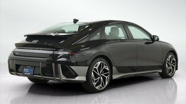 2023 Hyundai IONIQ 6 Limited
