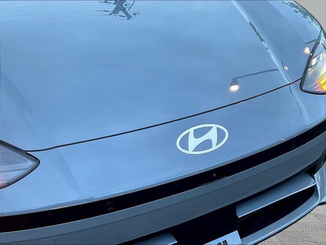 2024 Hyundai Ioniq - $30,579