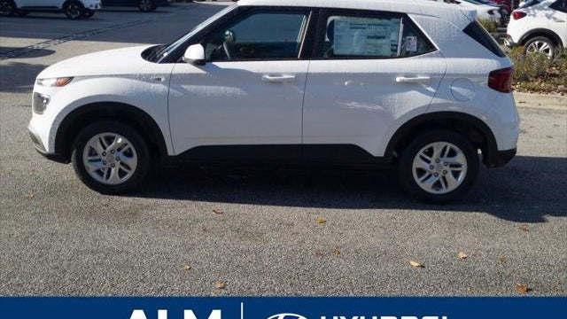 2026 Hyundai VENUE SE