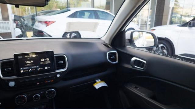 2026 Hyundai VENUE SE