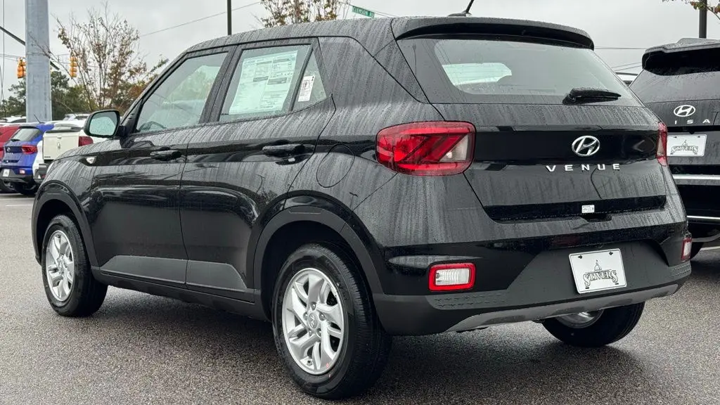 2026 Hyundai VENUE SE