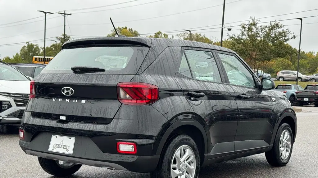 2026 Hyundai VENUE SE