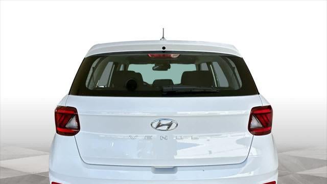 2026 Hyundai VENUE SE