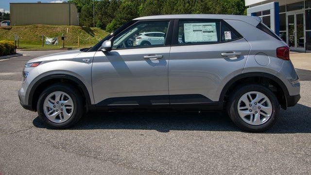 2026 Hyundai VENUE SE