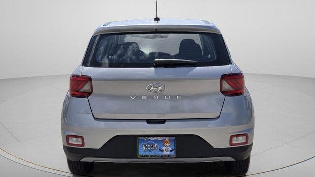 2025 Hyundai VENUE SE