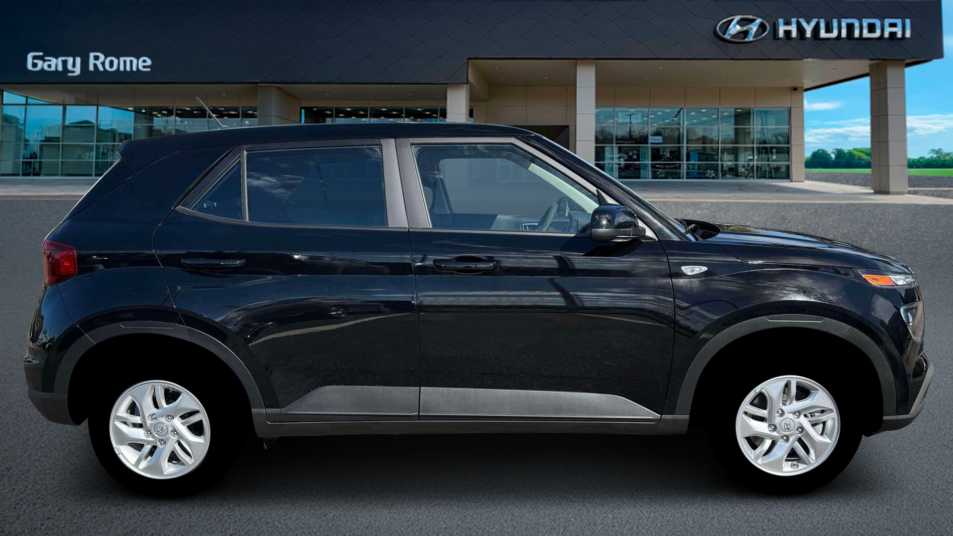 2026 Hyundai VENUE SE