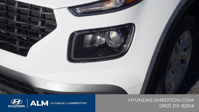 2026 Hyundai VENUE SE