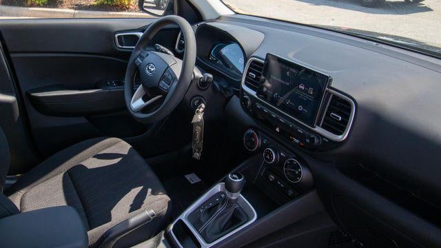 2026 Hyundai VENUE SE