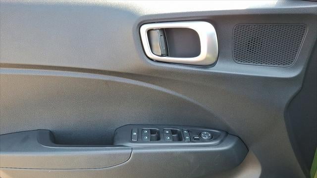 2024 Hyundai VENUE SE