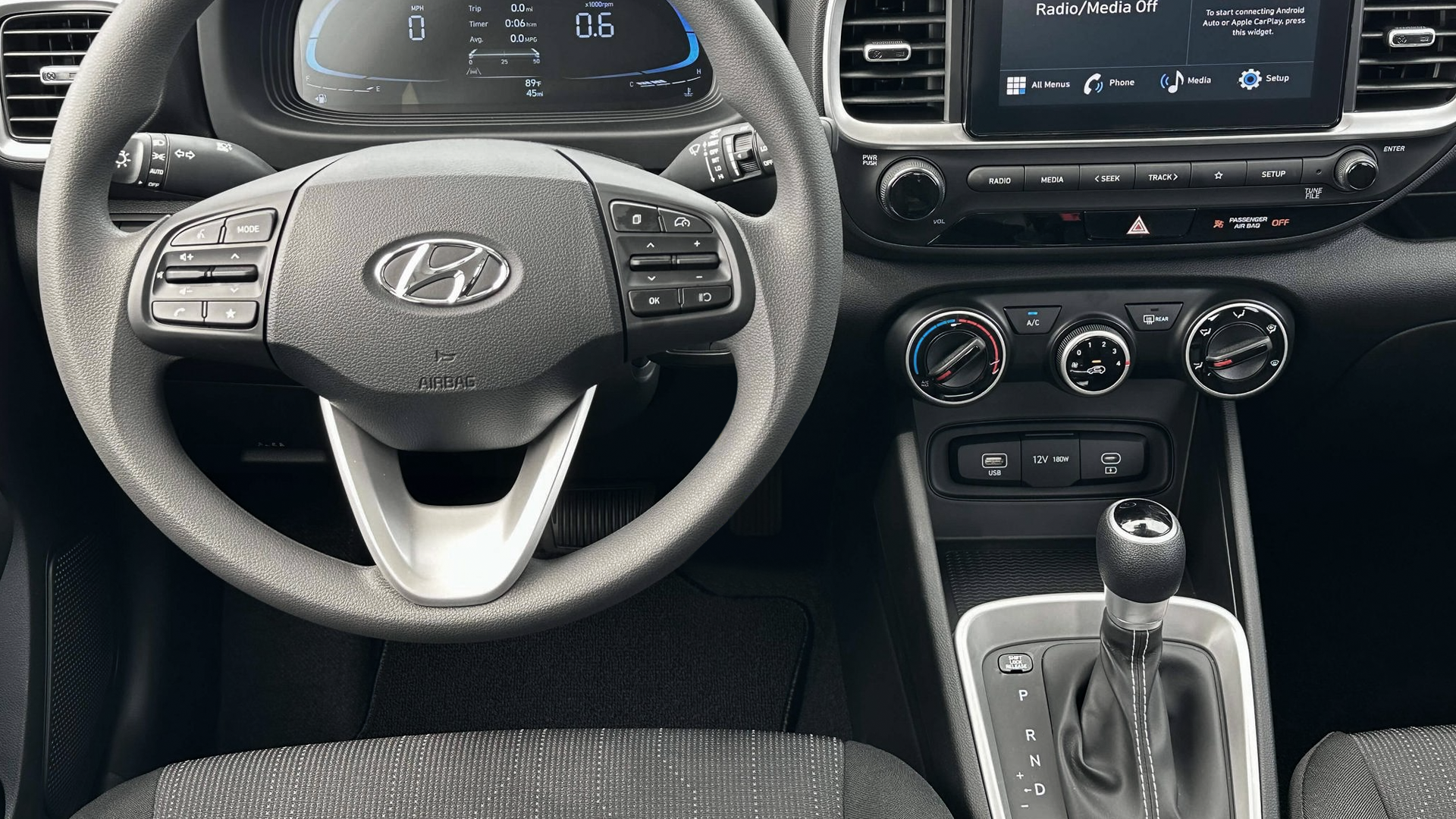 2025 Hyundai VENUE SE
