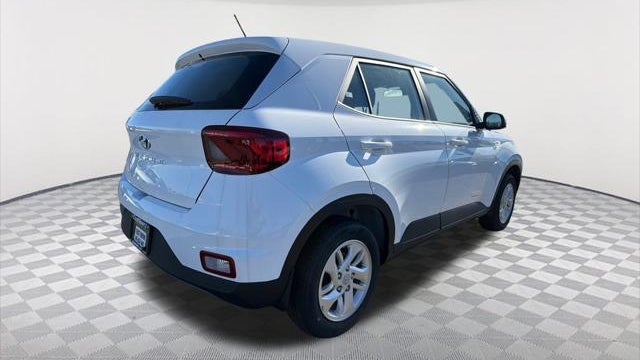 2026 Hyundai VENUE SE