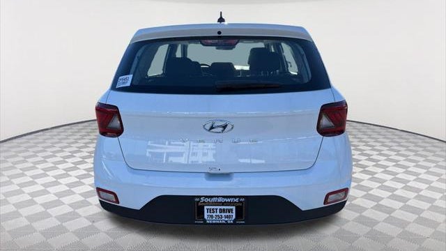 2026 Hyundai VENUE SE