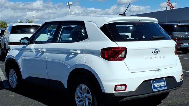 2026 Hyundai VENUE SE