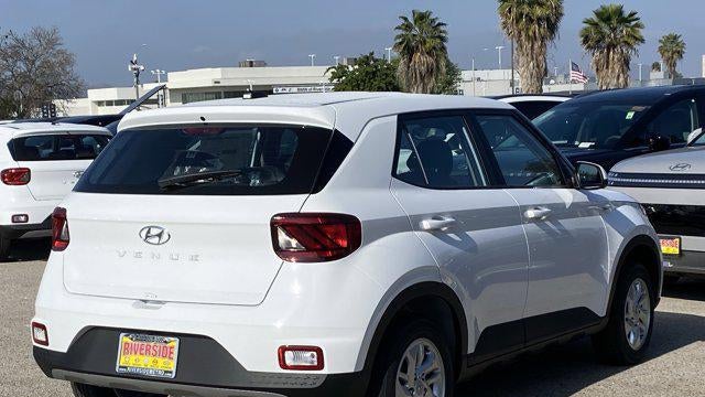 2026 Hyundai VENUE SE